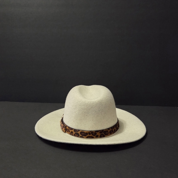 Altar'd State Leopard Belted Wool Hat - Picture 5 of 16